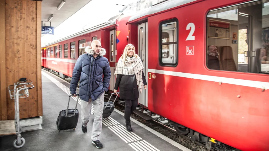 Příjezd vlakem Rhétské dráhy. Foto: Belvedere Hotel Family
