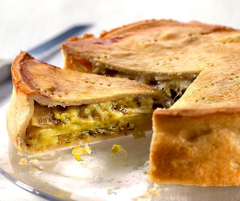 Koláč Cholera z kantonu Wallis. Foto: Switzerland Tourism